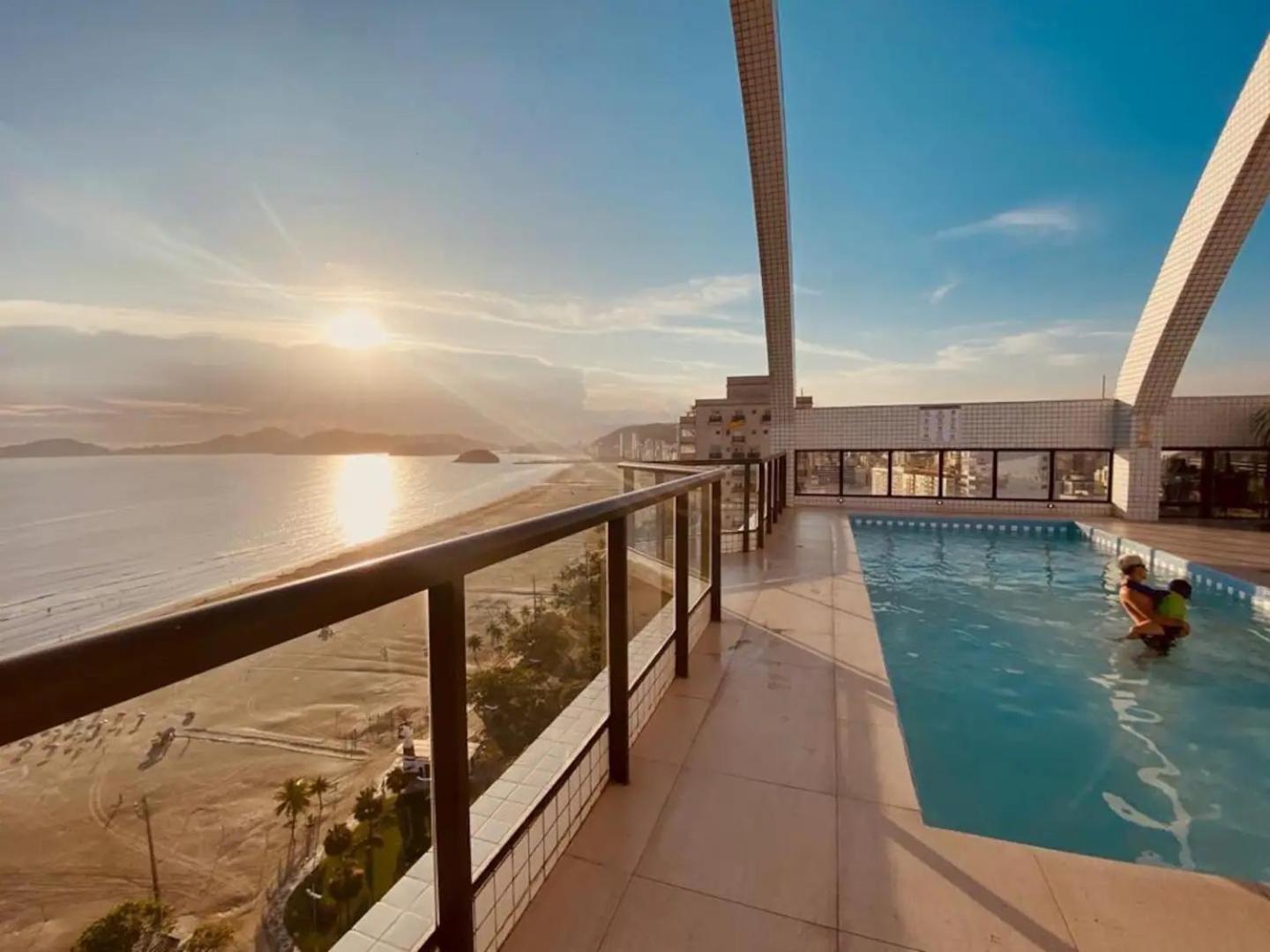 Flat Em Frente Ao Mar Com Piscina Varanda E Ac